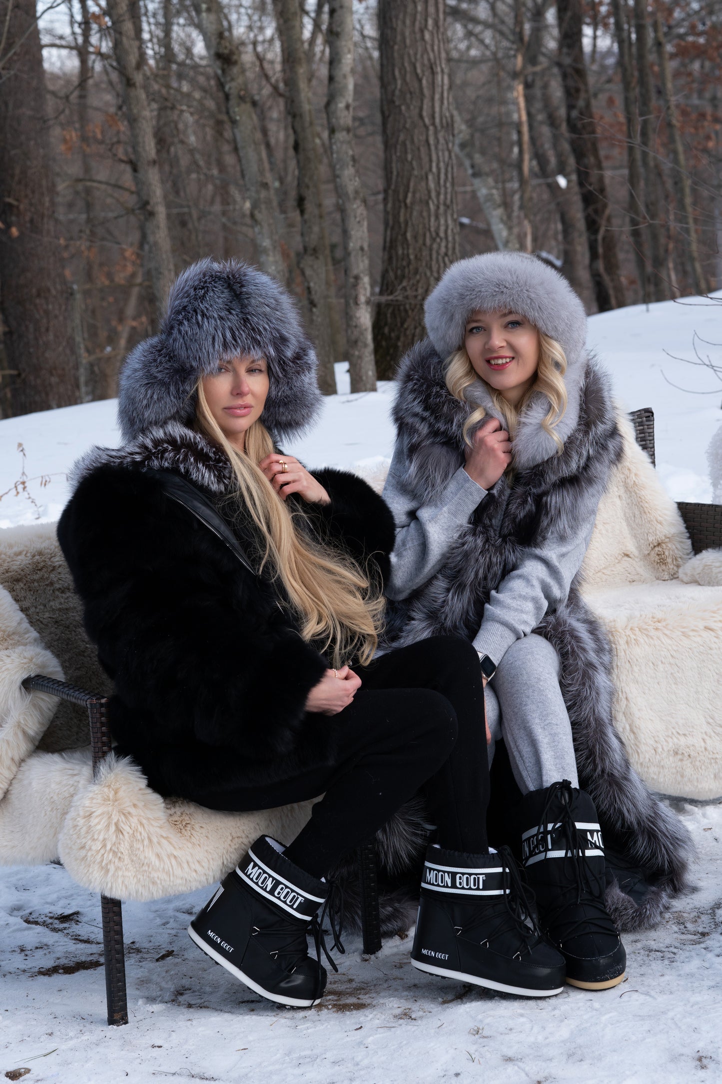 Wool-Blend Knit Woman set with Silver Fox Fur