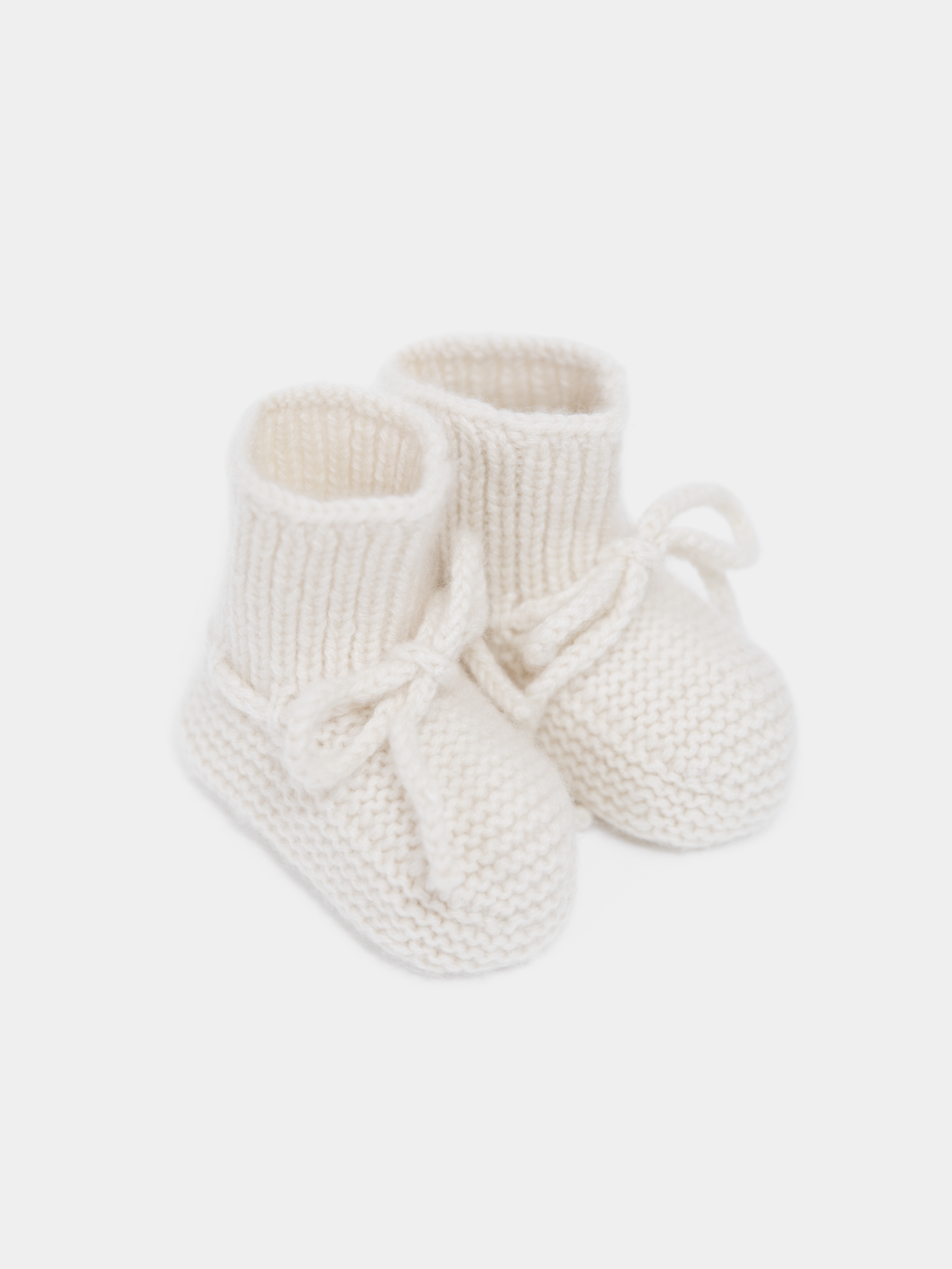 11 Fluffy Cashmere booties