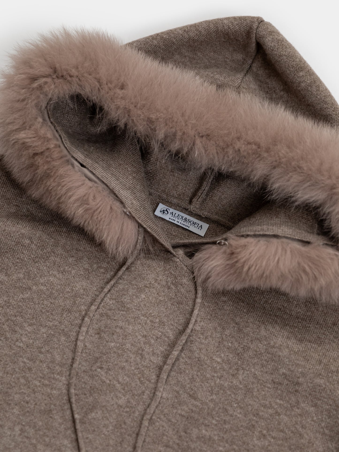 Wool-Blend Knit Woman set with Dyed Fox Fur