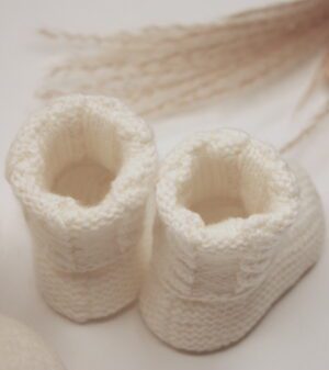 7 “New England” merino wool booties