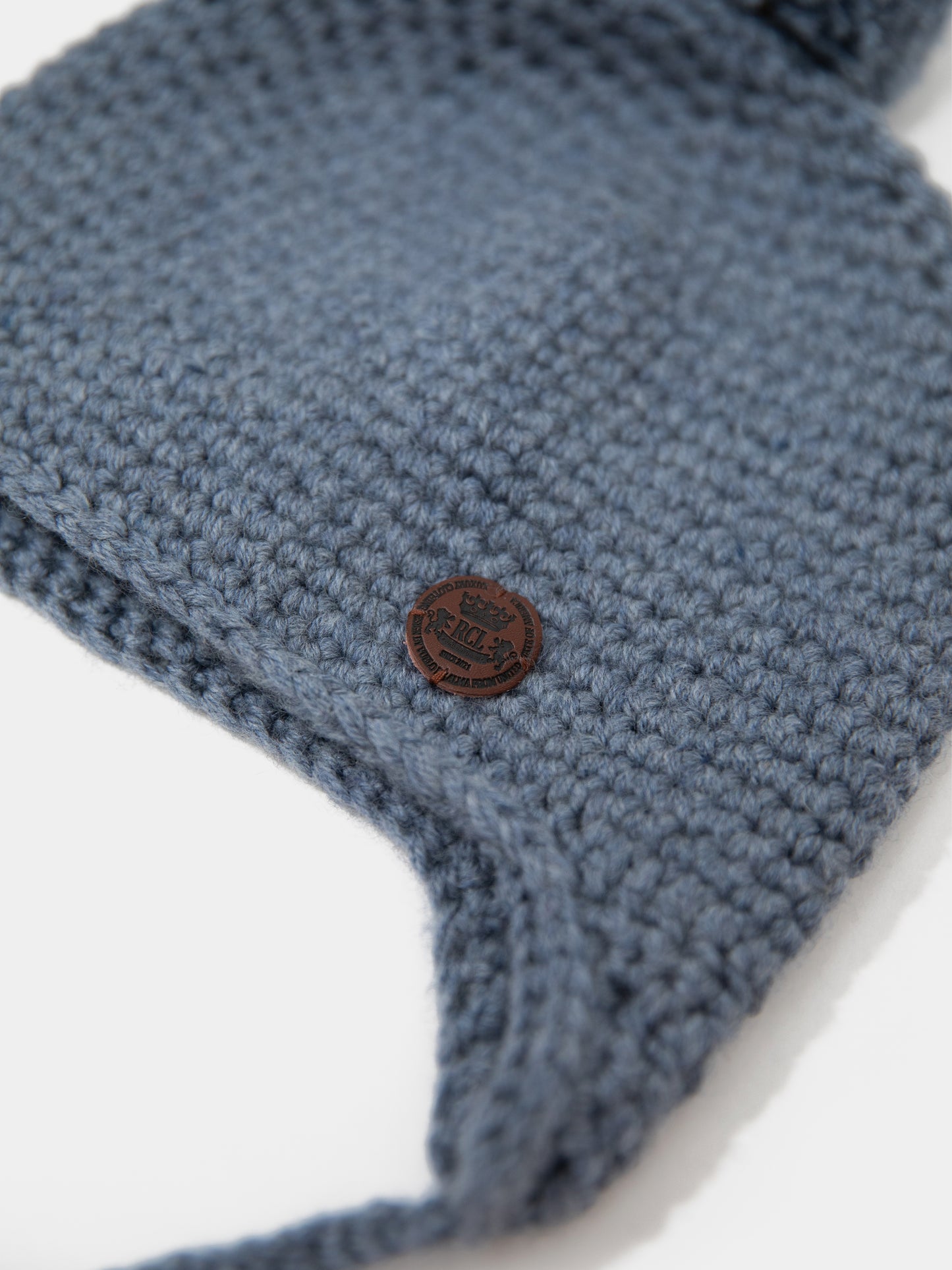 6.3 Chunky Knit Merino wool hat with silver fox fur or yarn PomPom (Grey)