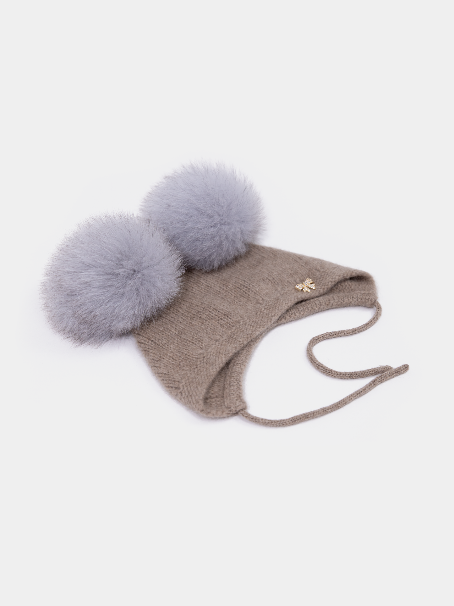8 Fluffy Cashmere bonnet with Fox fur PomPoms