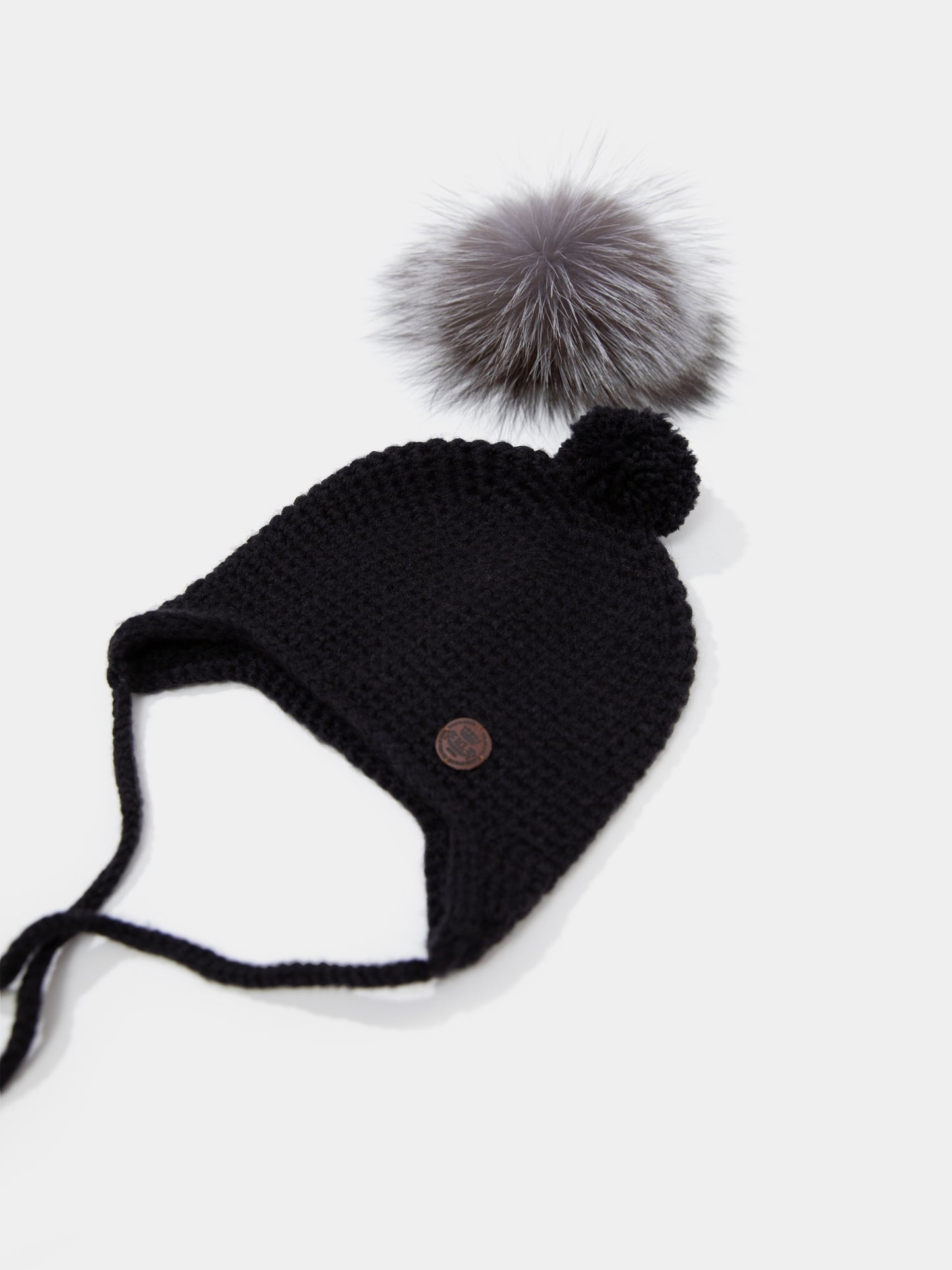 6.2 Chunky Knit Merino wool hat with silver fox fur or yarn PomPom (Black)