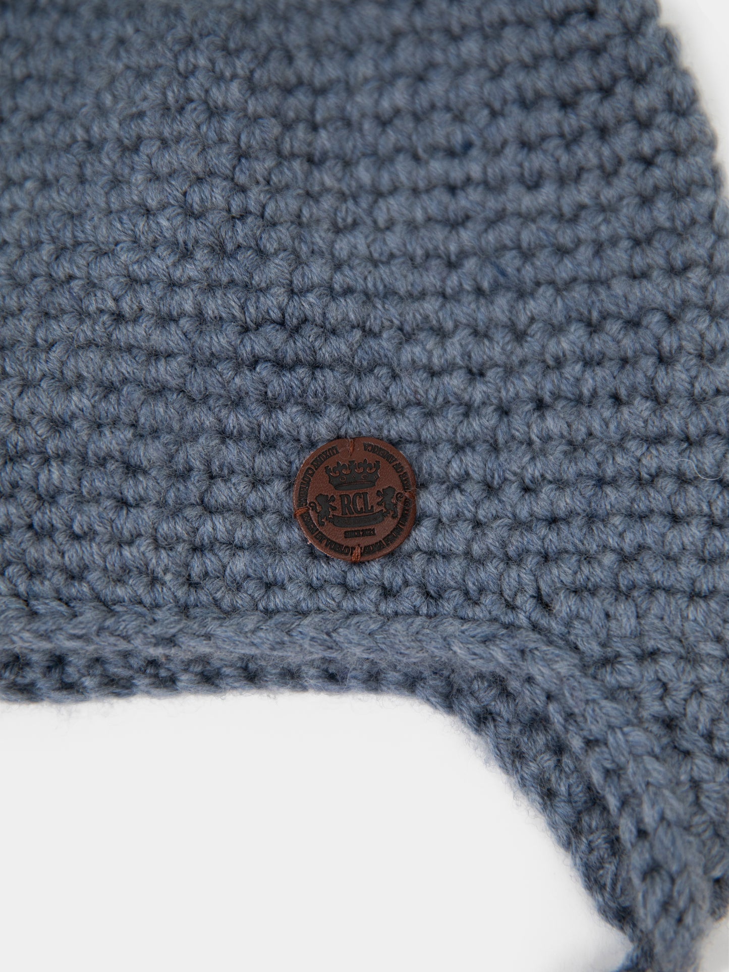 6.3 Chunky Knit Merino wool hat with silver fox fur or yarn PomPom (Grey)