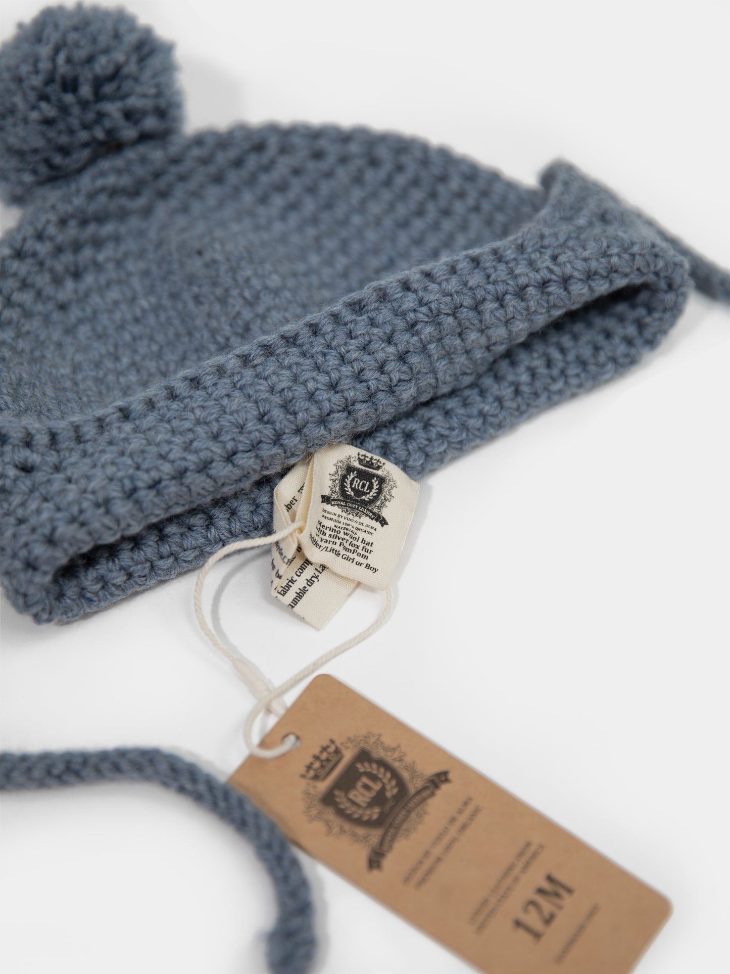 6.3 Chunky Knit Merino wool hat with silver fox fur or yarn PomPom (Grey)