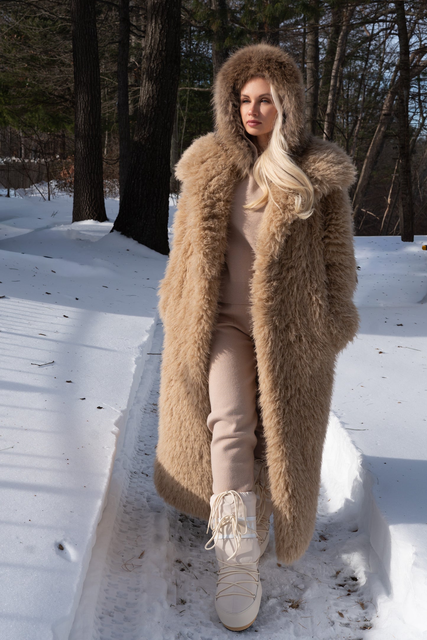 Wool-Blend Knit Woman set with Raccoon Fur