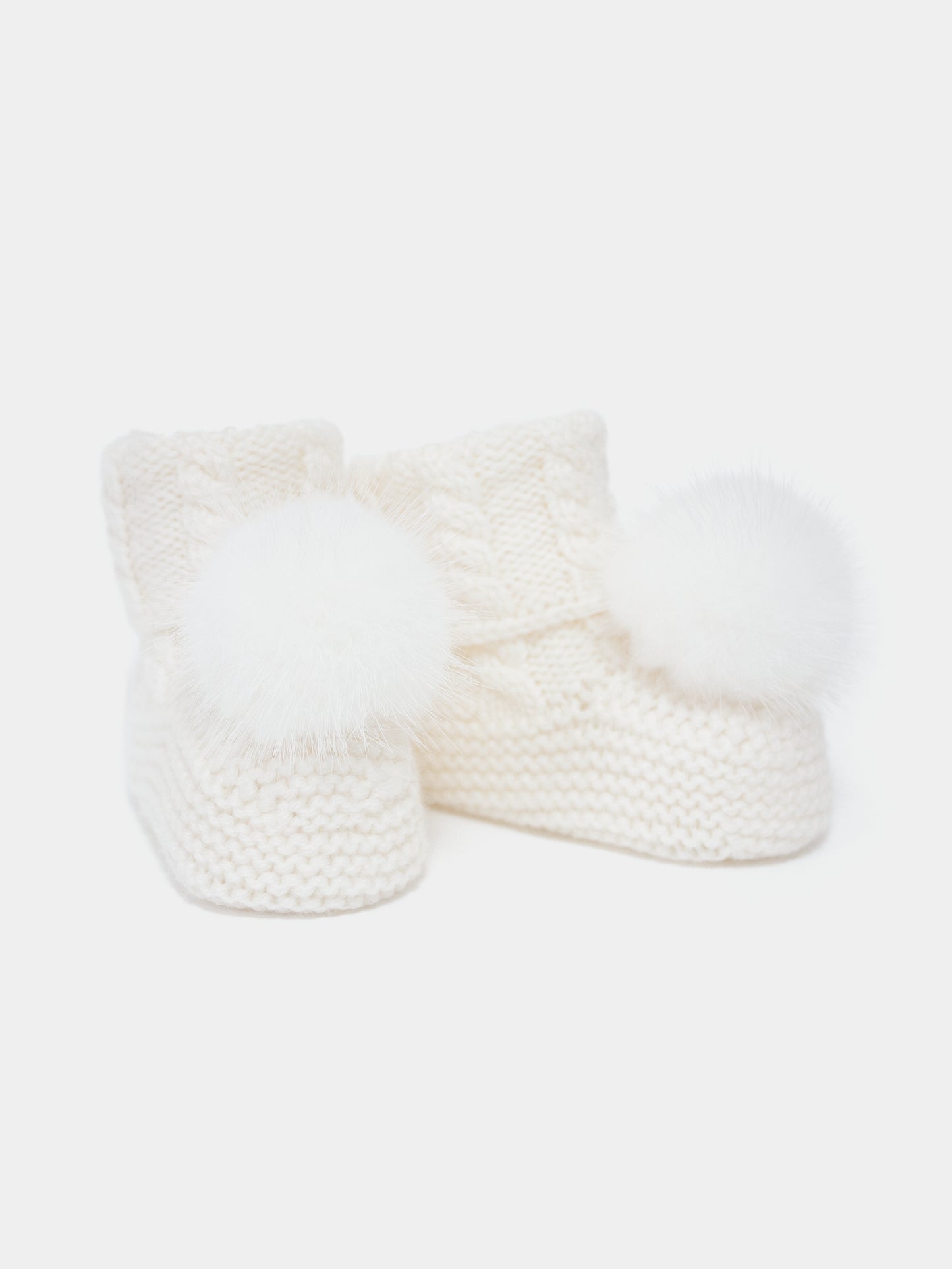 7.3 “New England” merino wool booties (White PomPoms)
