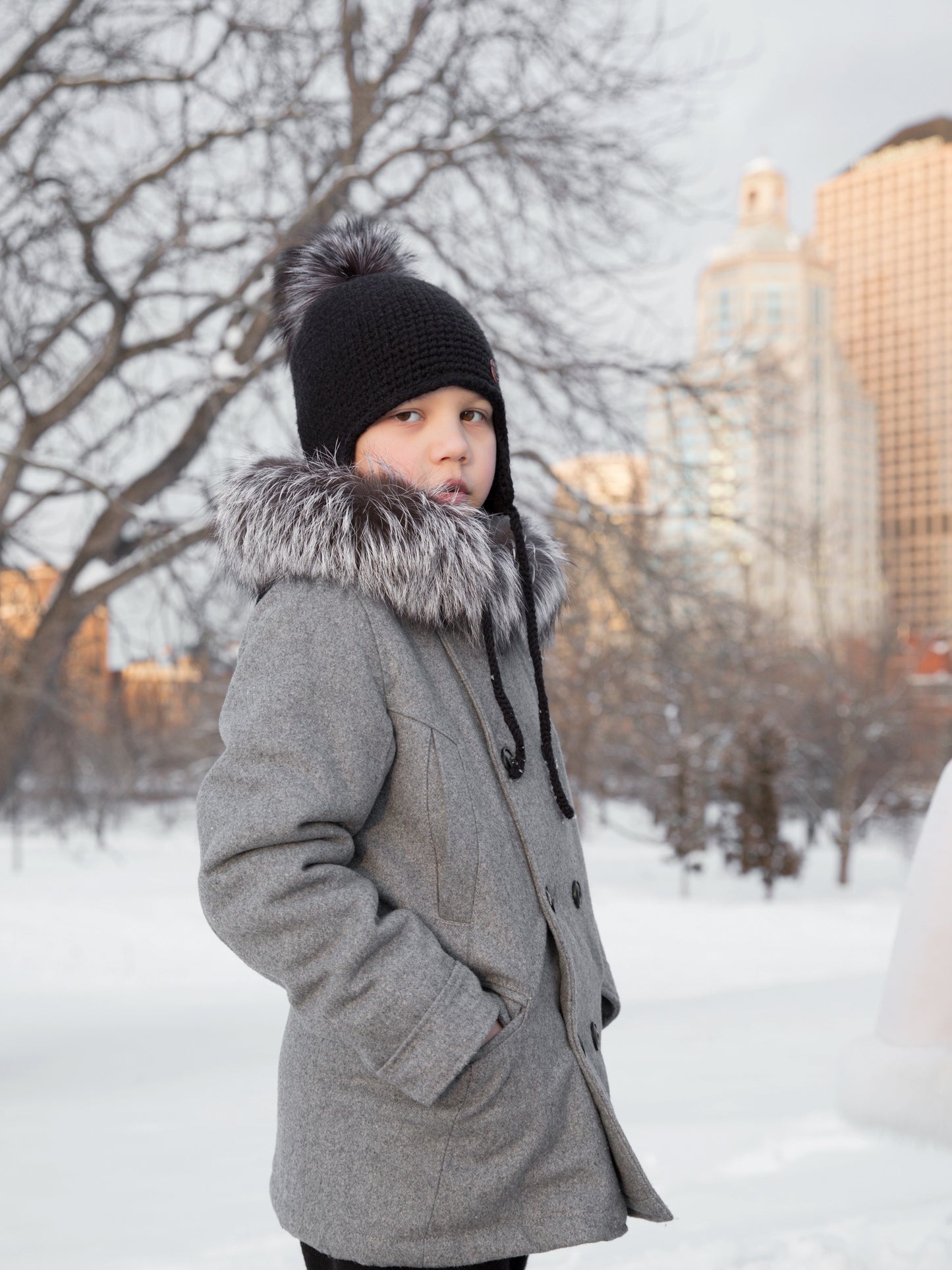 6.2 Chunky Knit Merino wool hat with silver fox fur or yarn PomPom (Black)